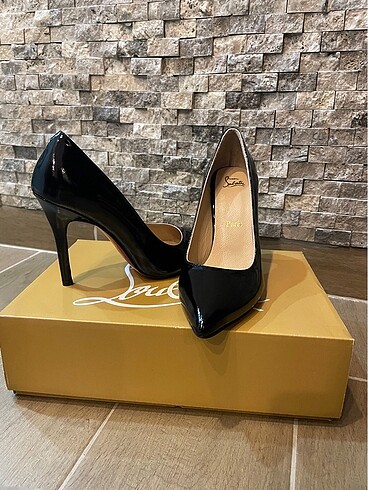 Christian Louboutin Deri kadin stiletto