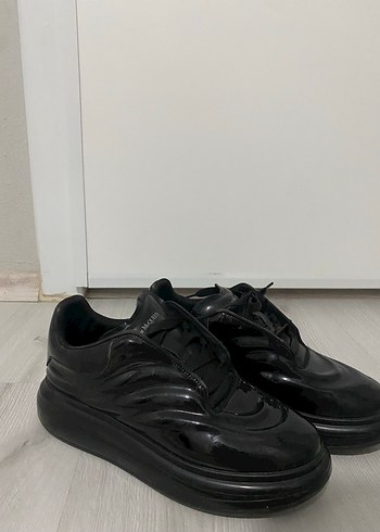 Alexander McQueen 44