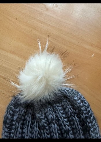 Gri Örgü Kadın Bere Ponponlu - Görsel 3