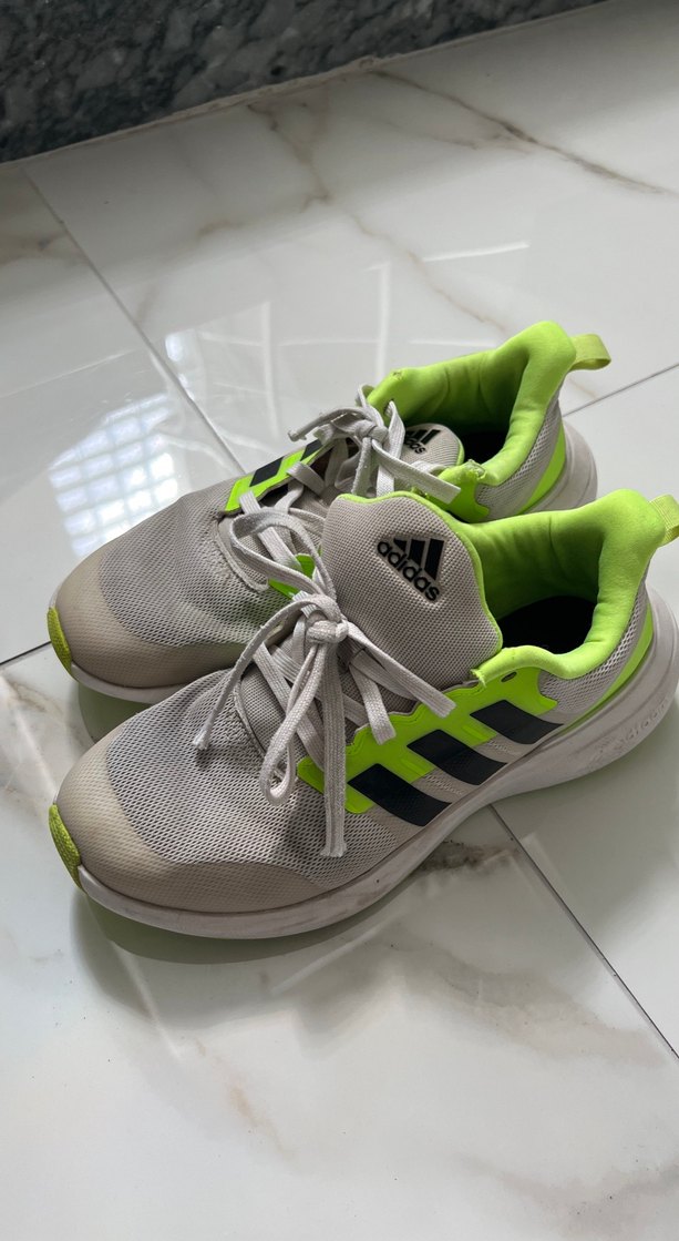 Unisex Beyaz Adidas Bağcıklı Spor Ayakkabı - Görsel 3