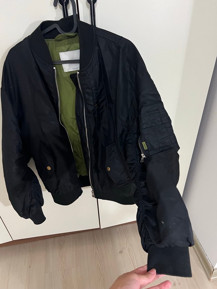 Bershka Siyah Fermuarlı Oversize Kadın Bomber Ceket - Görsel 5