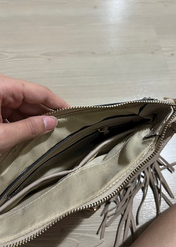 Derimod Bej-Gri Süet Püsküllü Kadın Çanta - Görsel 6