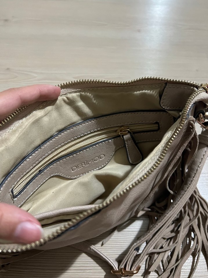 Derimod Bej-Gri Süet Püsküllü Kadın Çanta - Görsel 5