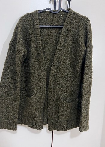 Haki Yeşil Kadın Yün Hırka - Görsel 4