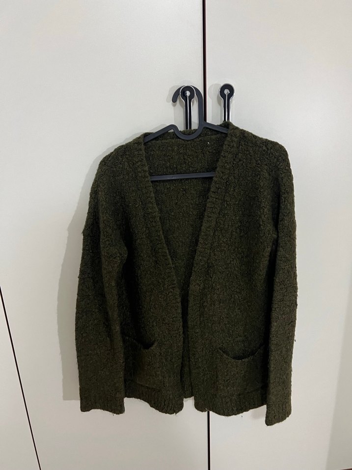 Haki Yeşil Kadın Yün Hırka - Görsel 2