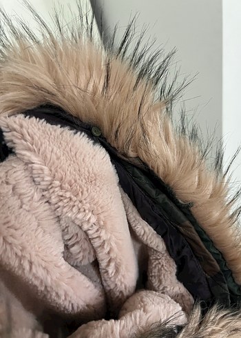 Kürk Detaylı Kamuflaj Kadın Kışlık Şişme Mont - Görsel 5