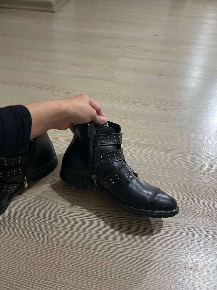 Siyah Deri Tokalı Bot - Görsel 5