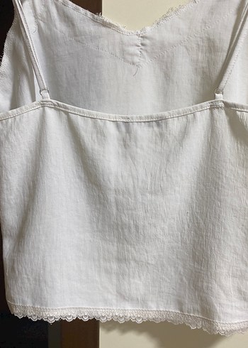 Dantel Detaylı Beyaz Keten Askılı Bluz - Görsel 5