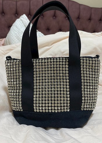 Pul İşlemeli Siyah Kadın Çantası - Görsel 2