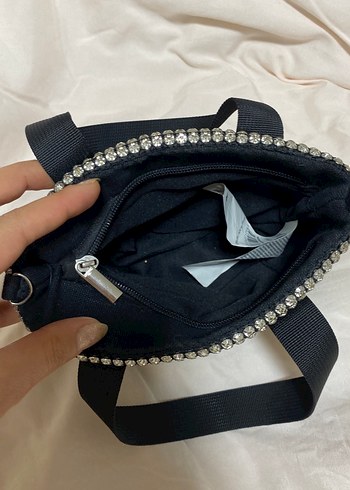 Pul İşlemeli Siyah Kadın Çantası - Görsel 6