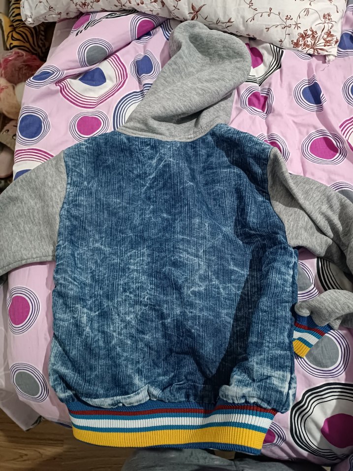 gri Hırka - Görsel 3