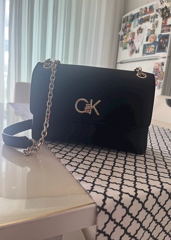 CALVİN KLEİN ÇANTA