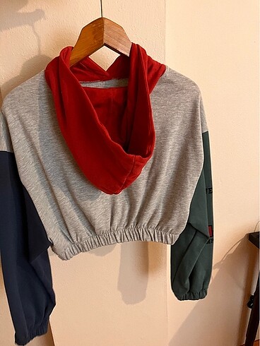 Defacto Defacto crop sweatshirt
