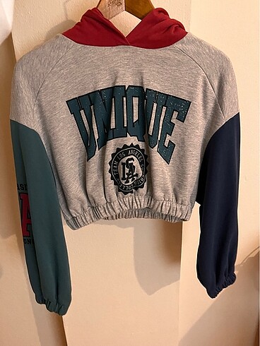 Defacto crop sweatshirt