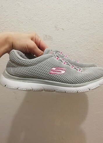 Skechers spor ayakkabı