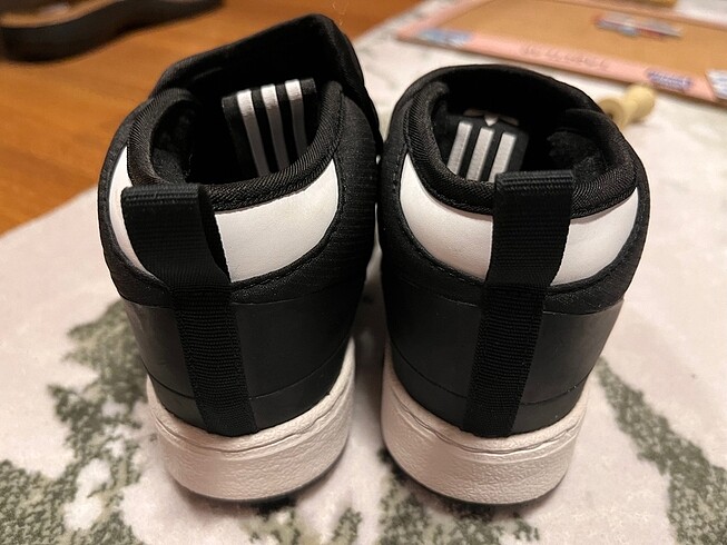 27 Beden siyah Renk Adidas çocuk spor ayakkabı