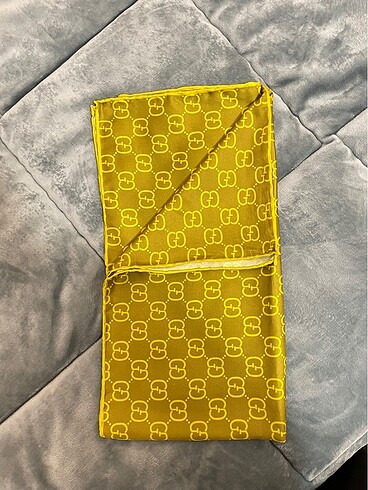 GUCCİ EŞARP