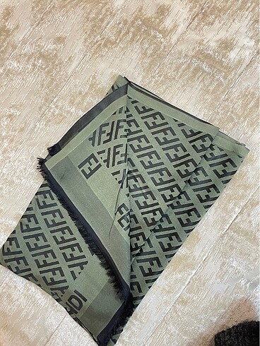 FENDİ ŞAL