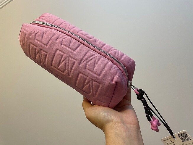 MANGO PEMBE MAKYAJ ÇANTASI KALEMLİK