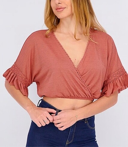 LC Waikiki CROP BLUZ