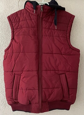 LC WAIKIKI MARKA ERKEK ŞİŞME YELEK