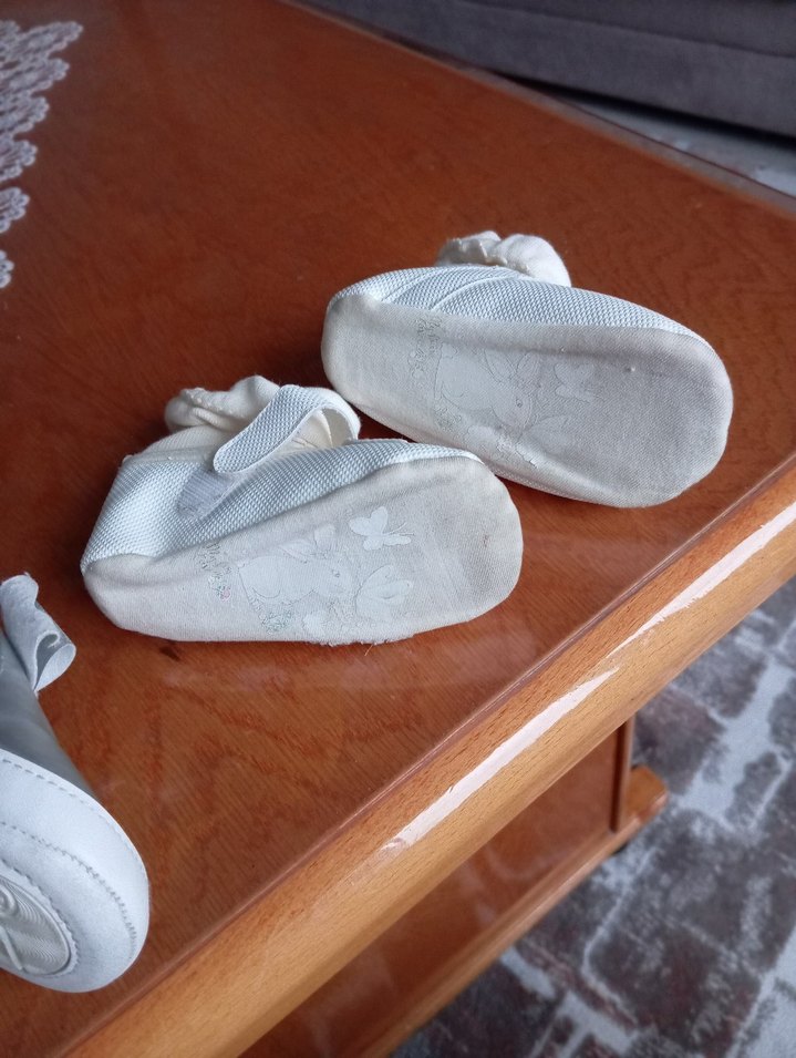 Kız Bebek Beyaz Cırtcırtlı İlk Adım Ayakkabısı - Görsel 4