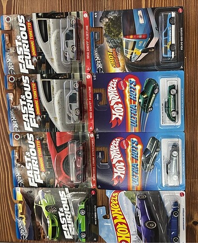 Hot wheels (lot 8 Adet)