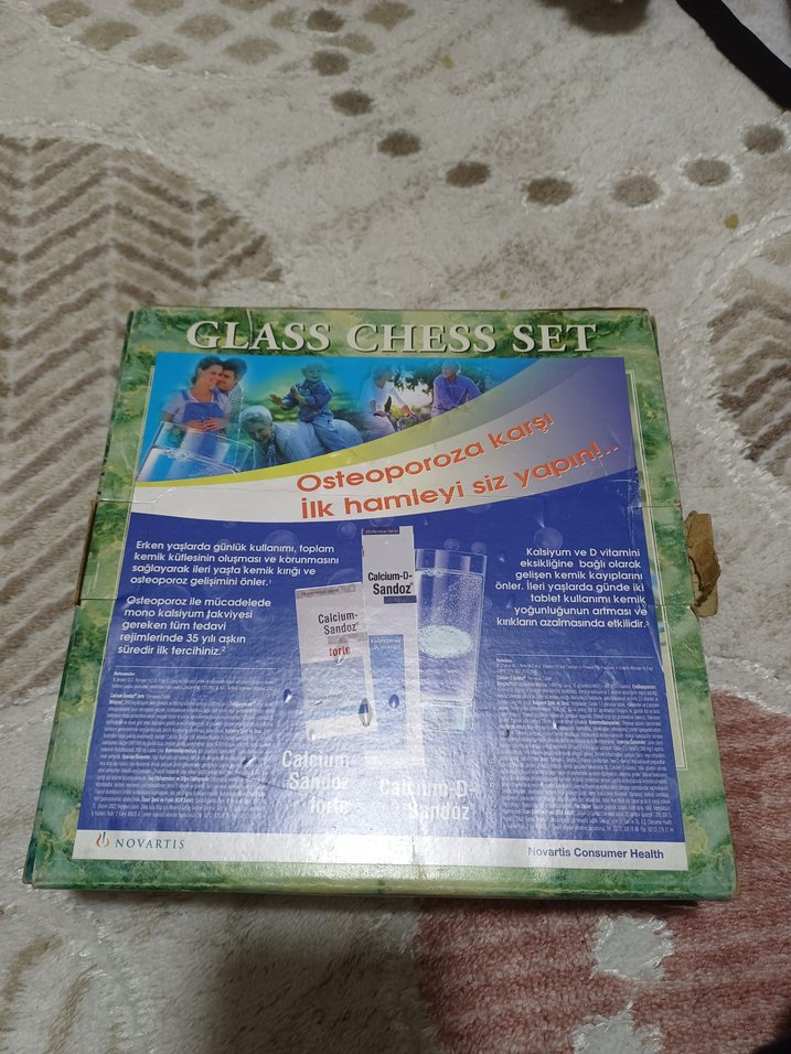 Beyaz Cam Satranç Seti - Görsel 3