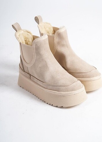 36 Beden Ugg bayan