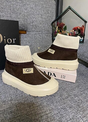 Bayan ayakkabı ugg