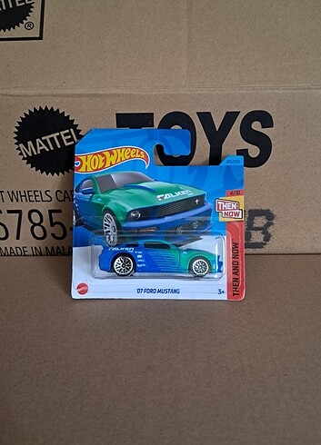Hot Wheels '07 Ford Mustang