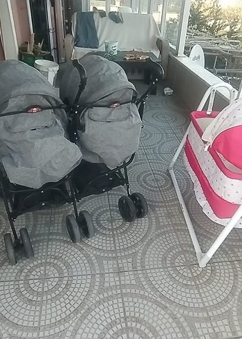 Kraft Gri Çift Bebek Arabası