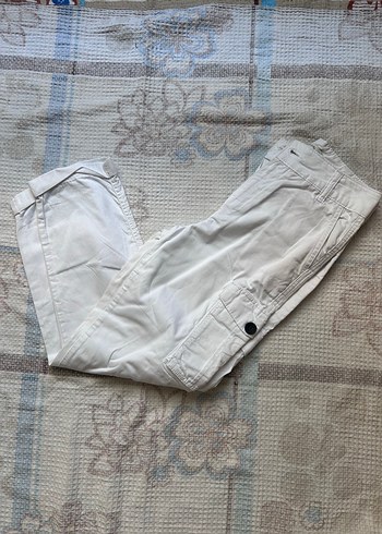 LC Waikiki Beyaz Kemerli Kadın Kumaş Pantolon