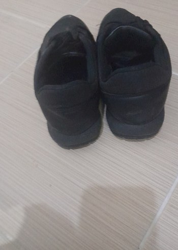 38 Beden Siyah Bağcıklı Stiletto Topuklu Kadın Spor Ayakkabı