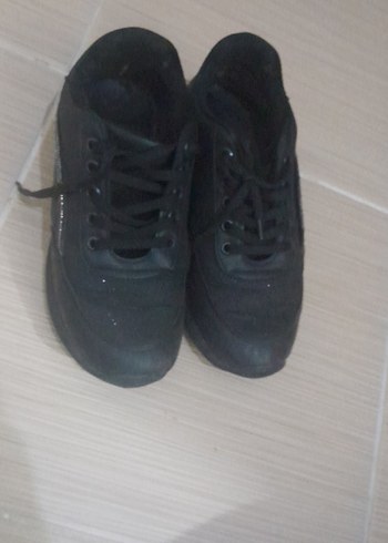 Diğer Siyah Bağcıklı Stiletto Topuklu Kadın Spor Ayakkabı