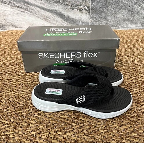 Skechers 38