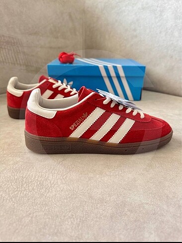 diğer Beden Adidas 36.5-37.5-38-38.5-39.5