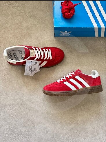Adidas 36.5-37.5-38-38.5-39.5