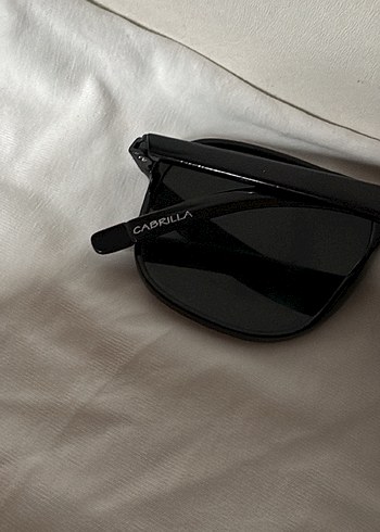Siyah Minimalist Kadın Güneş Gözlüğü - Görsel 4