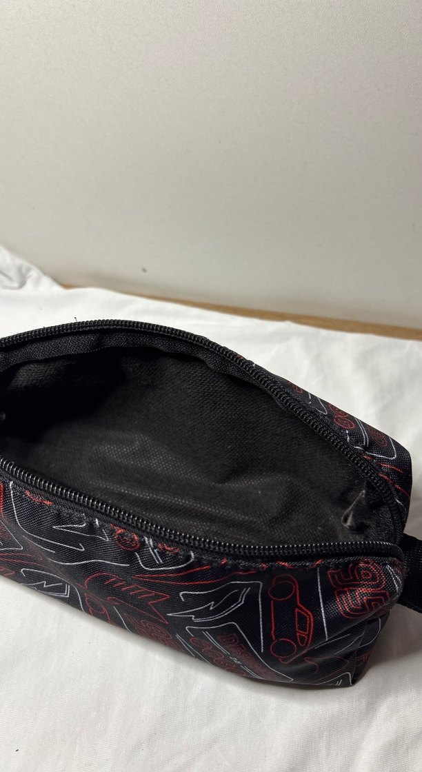 Renkli Desenli Siyah Okul Kalemliği - Görsel 3