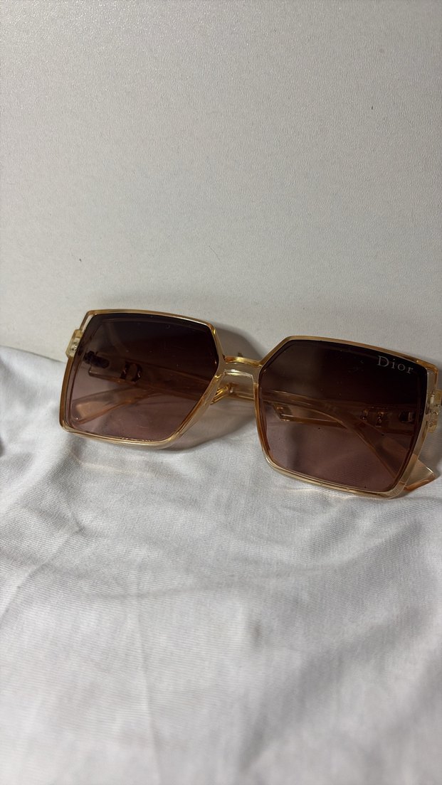 Şeffaf Bej Dior Kadın Güneş Gözlüğü - Görsel 3