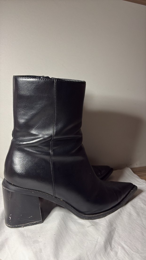 ZARA Siyah Deri Dizüstü Topuklu Kadın Çizme - Görsel 4