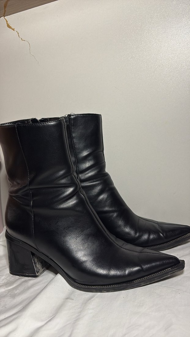 ZARA Siyah Deri Dizüstü Topuklu Kadın Çizme - Görsel 3