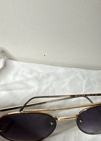 Klasik Şıklık Mor Minimalist Güneş Gözlüğü - Görsel 5