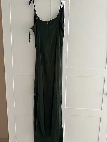 m Beden yeşil Renk Stradivarius elbise