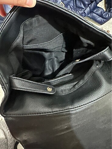  Beden siyah Renk Forever New sırt çantası