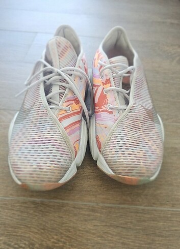 38,5 Beden Nike spor ayakkabı, sneaker renkli