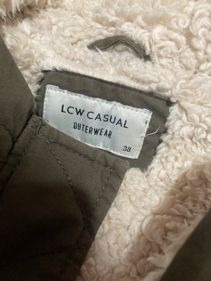 Bej Kapüşonlu Fermuarlı Kadın Ceket - Görsel 2