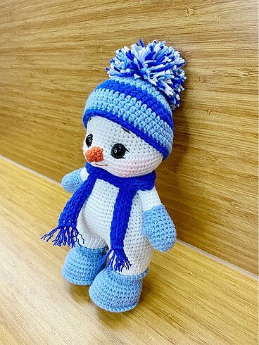  Beden Renk Amigurumi oyuncak kardan adam