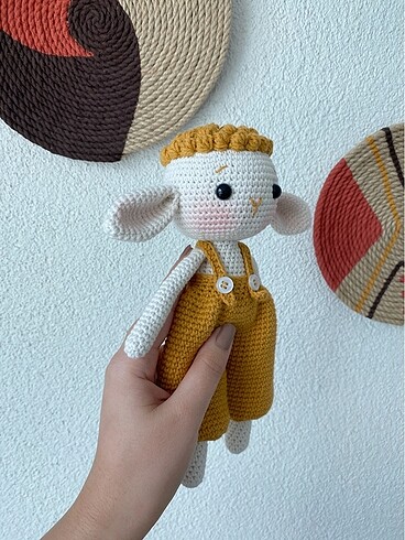 Diğer Amigurumi oyuncak uyku arkadaşı kuzu